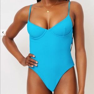 NWT OCEAN Marie Ribbed underwire One Piece Swimsuit
